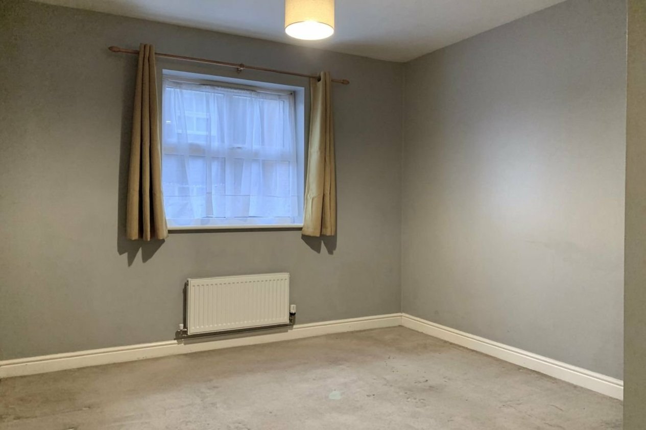 Properties Let in 32 Cheney Road Minster