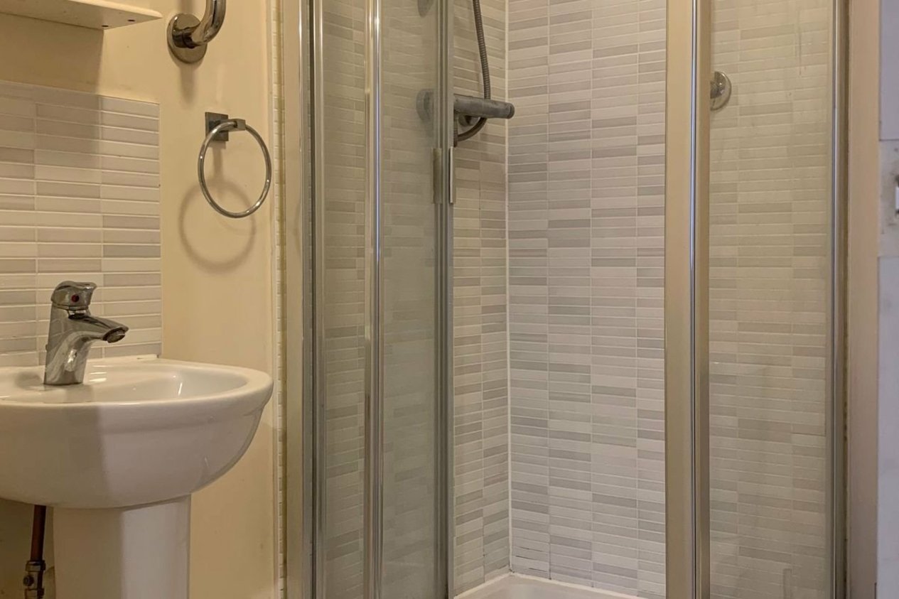 Properties Let in 32 Cheney Road Minster