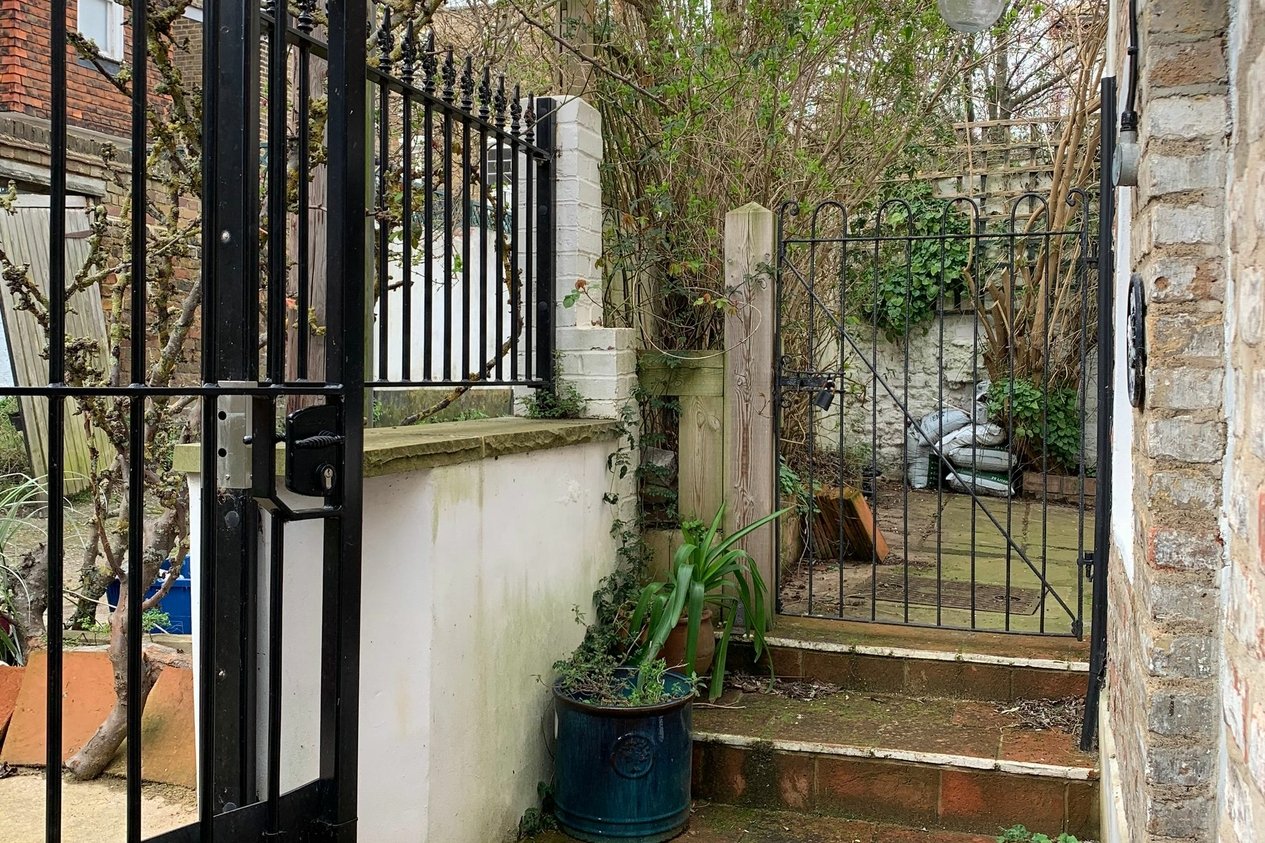 Properties Let Agreed in Addington Street  Ramsgate