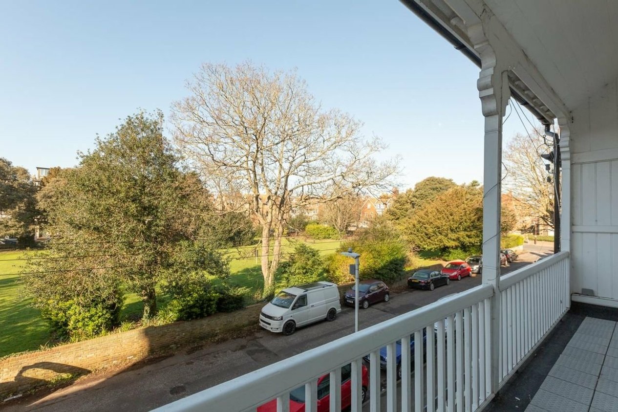 Properties Let Agreed in Adrian Square Westgate