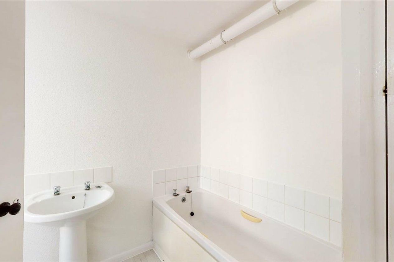 Properties Let Agreed in Adrian Square Westgate