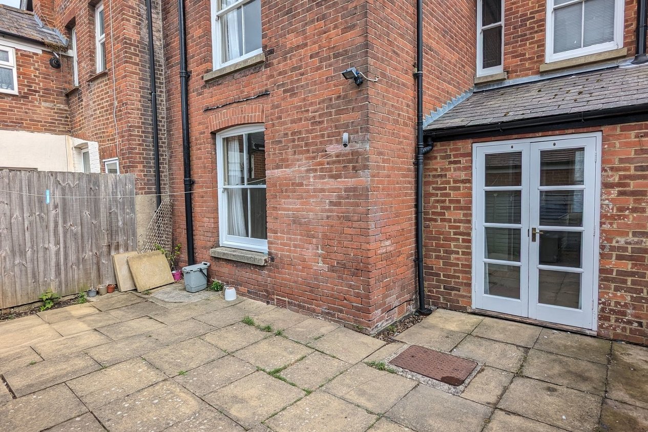 Properties Let Agreed in Albion Place  Canterbury