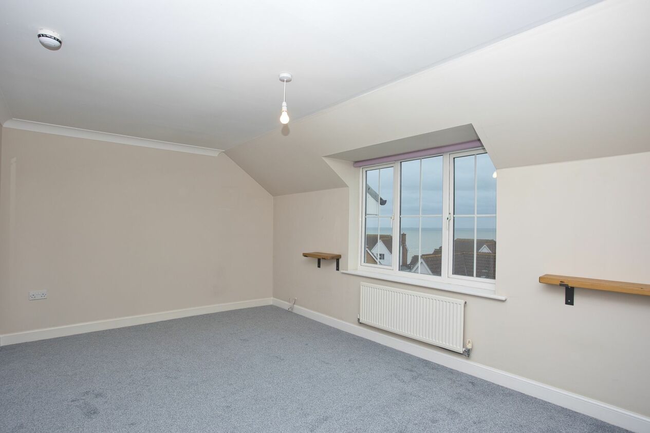 Properties Let Agreed in Alexandra Corniche  Hythe