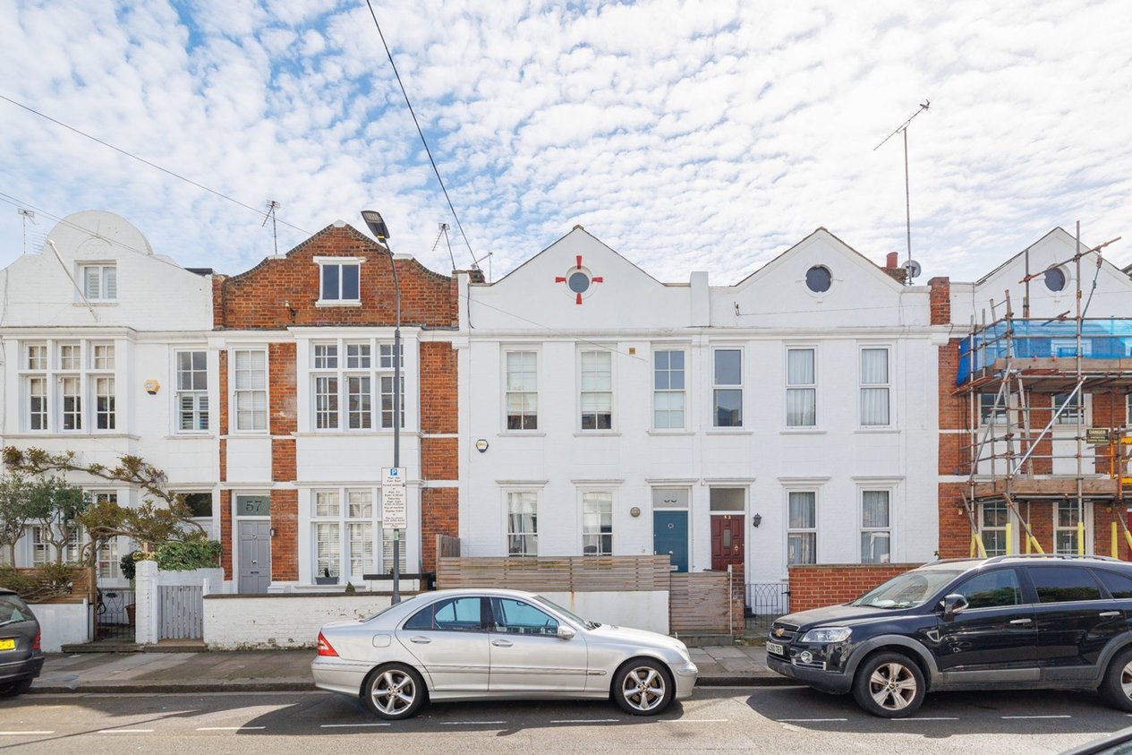 Properties To Let in Anselm Road  London