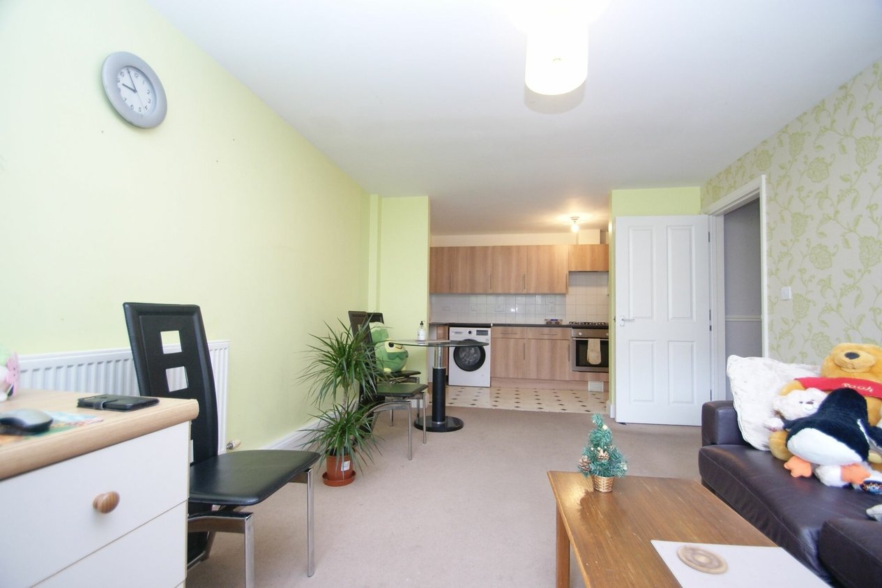 Properties Let Agreed in Auden Way  Tallis Court Auden Way