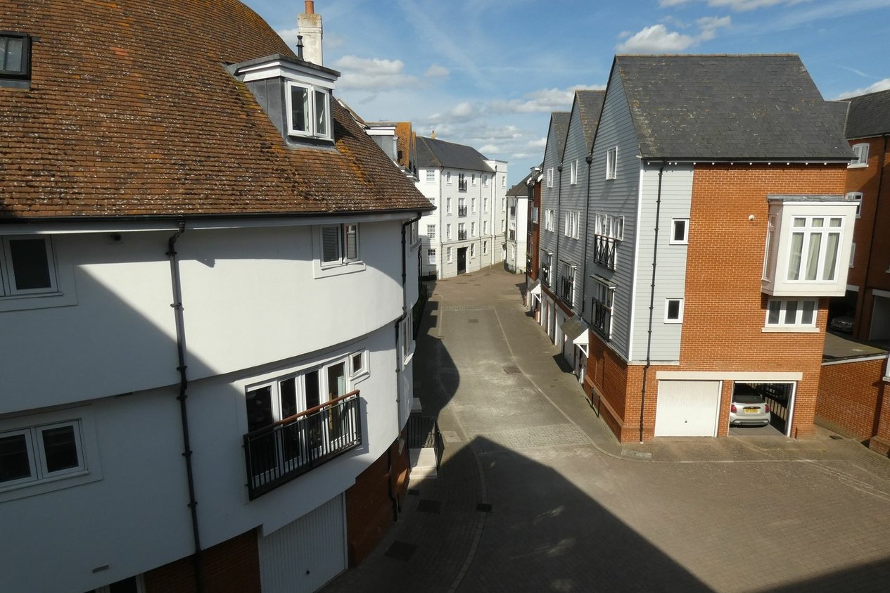 Properties Let Agreed in Back Lane  Canterbury