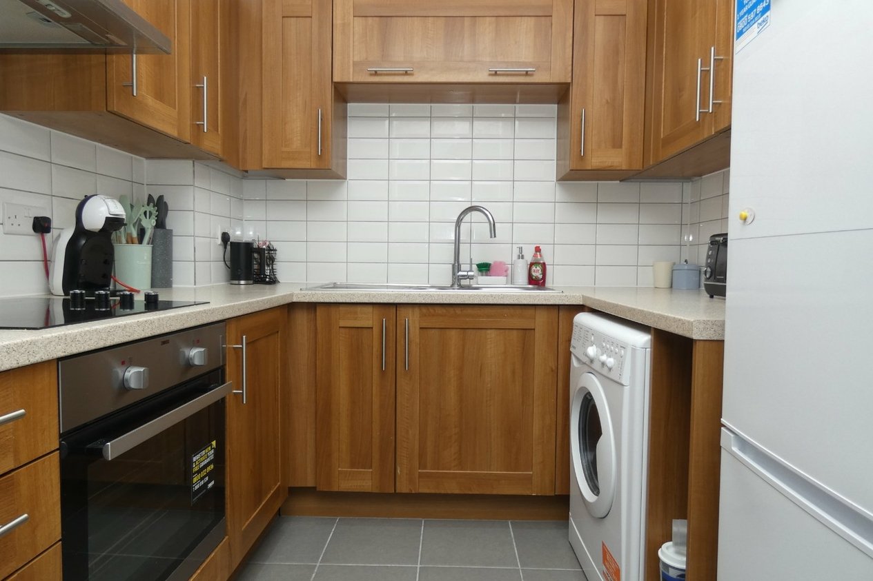Properties Let Agreed in Back Lane Canterbury
