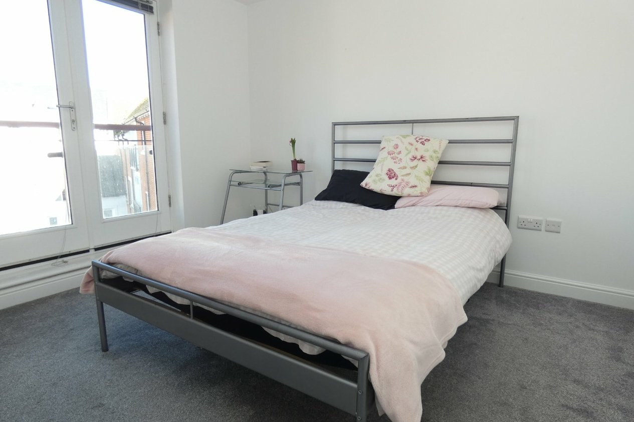 Properties Let Agreed in Back Lane Canterbury