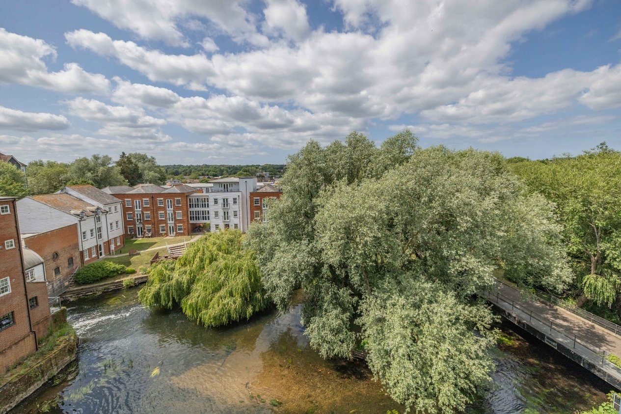 Properties To Let in Barton Mill Road Canterbury