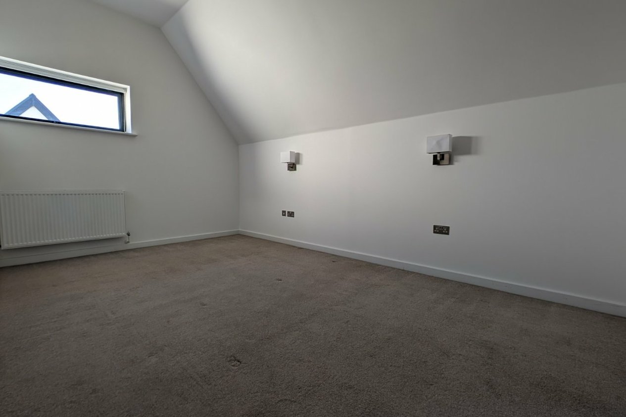 Properties Let in Bay Side Range Road