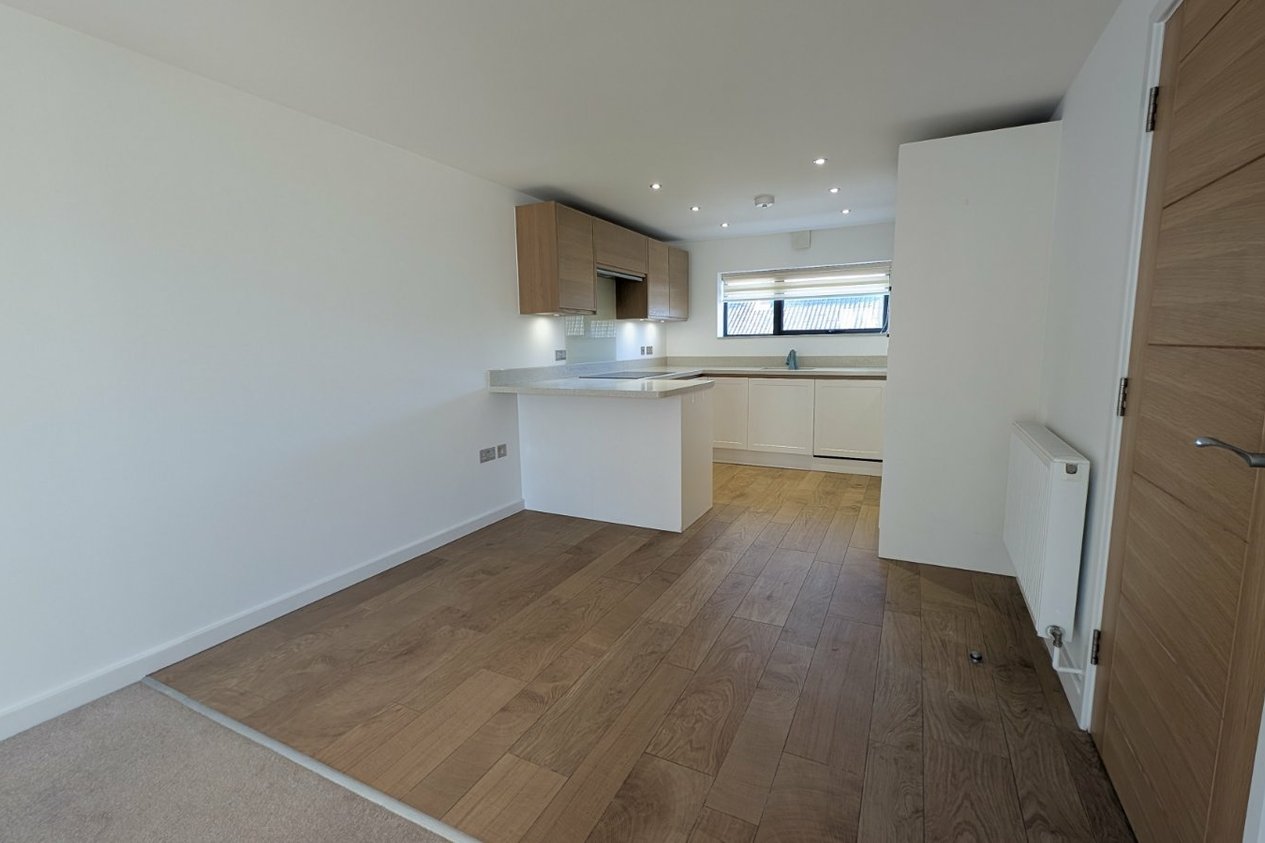 Properties Let in Bay Side Range Road