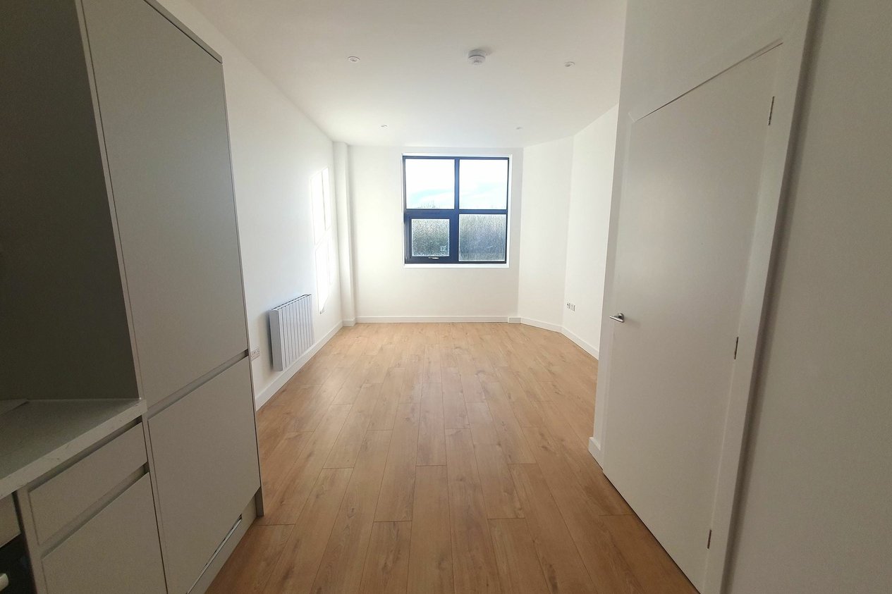 Properties To Let in Bay View Apartments  Wraik Hill