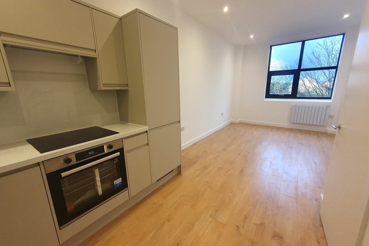 Properties To Let in Bay View Apartments  Wraik Hill