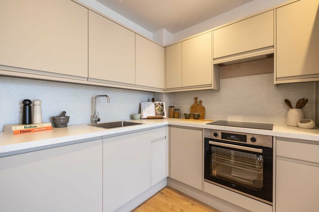 Properties Let in Bay View Wraik Hill