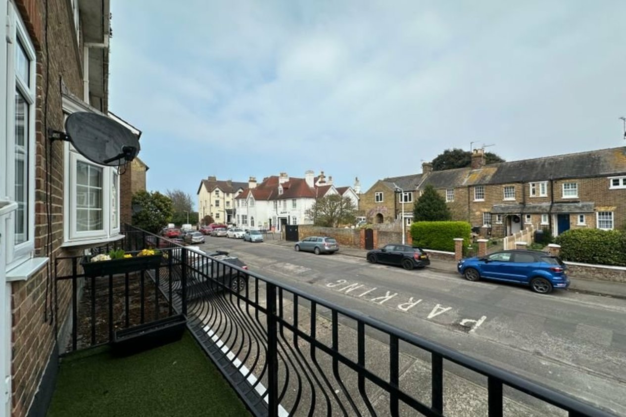 Properties Let in Beach Road Westgate-On-Sea