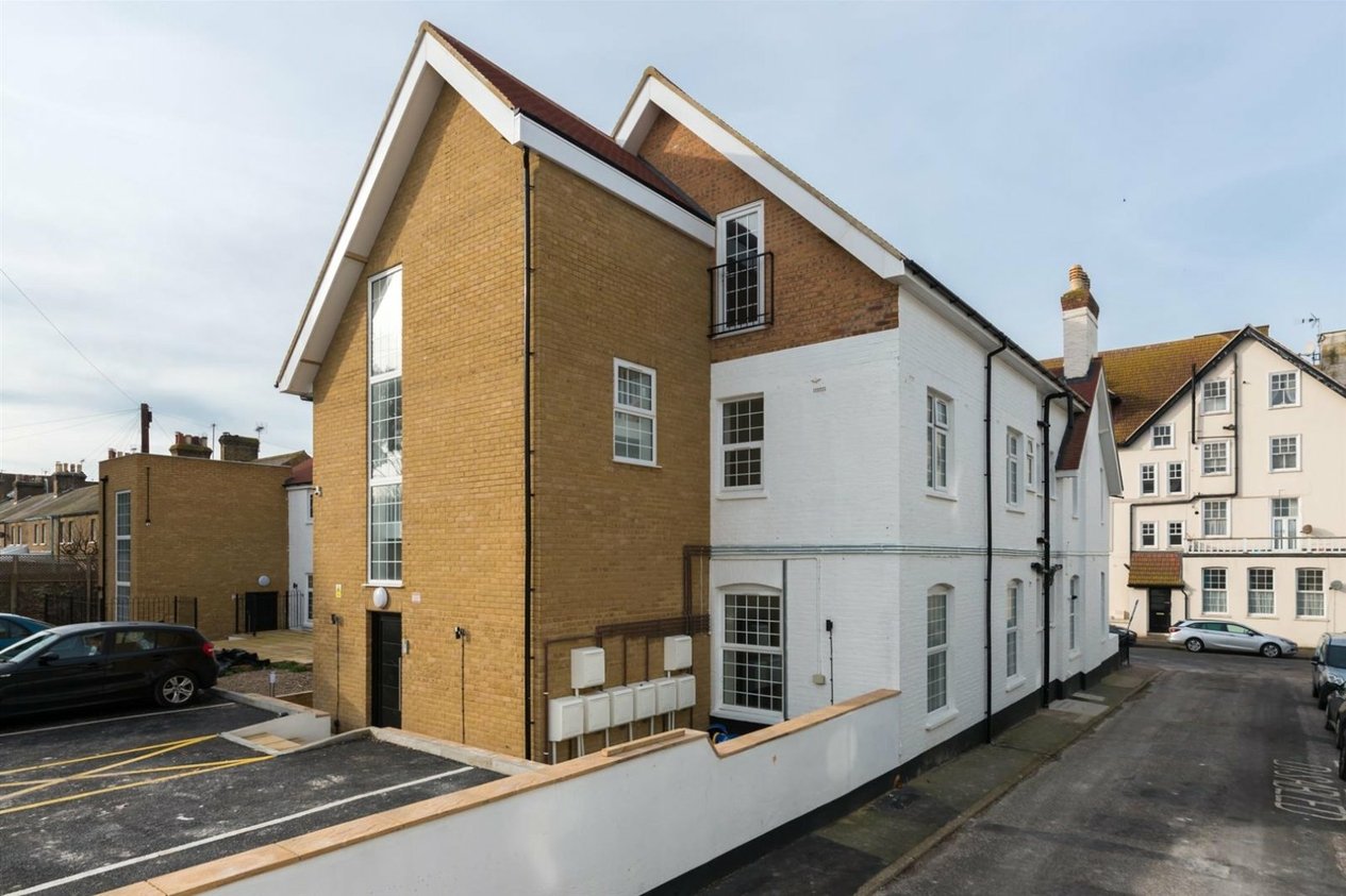 Properties Let Agreed in Beach Road Westgate-on-Sea