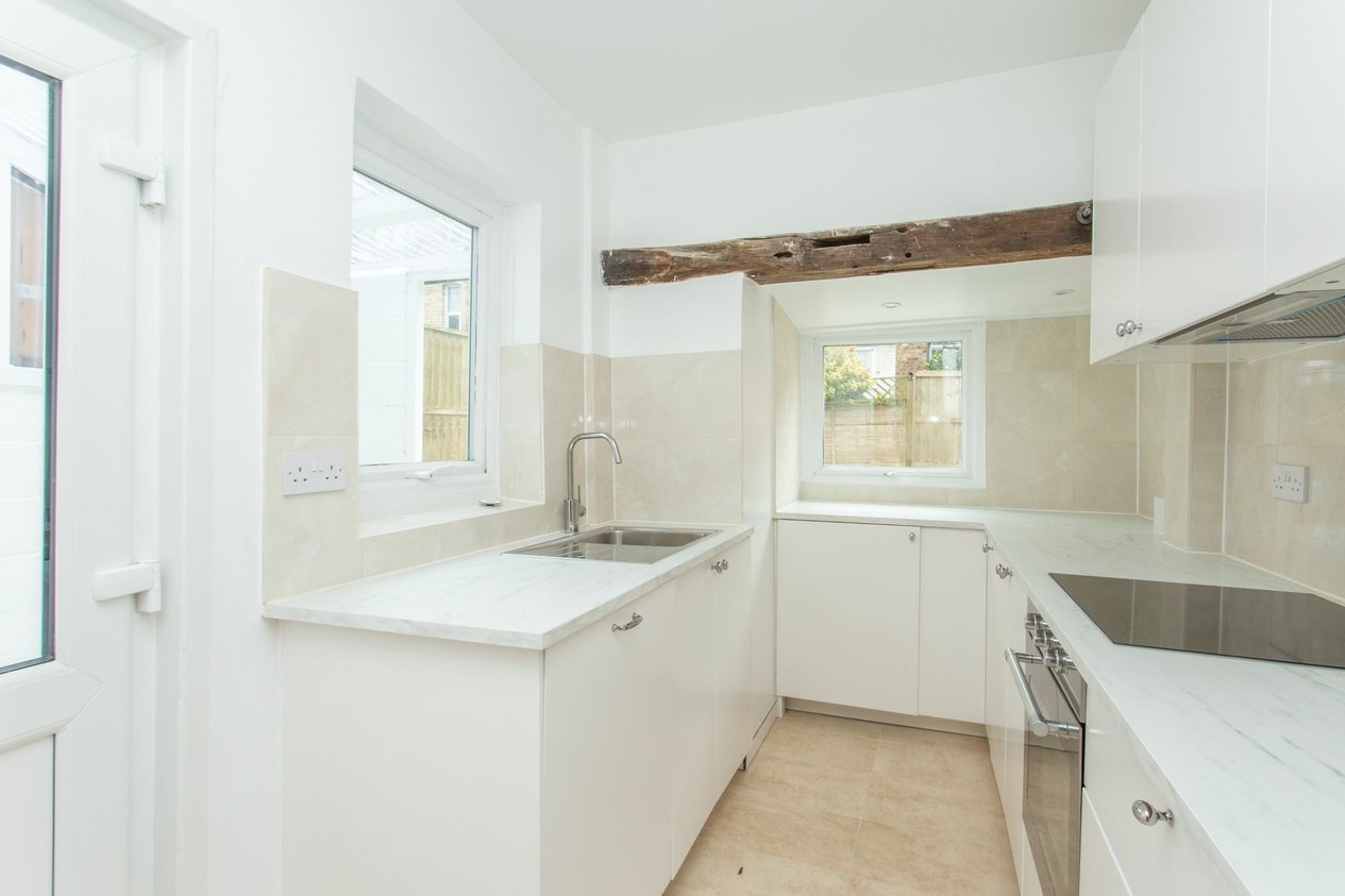 Properties To Let in Bradstone New Road  Folkestone