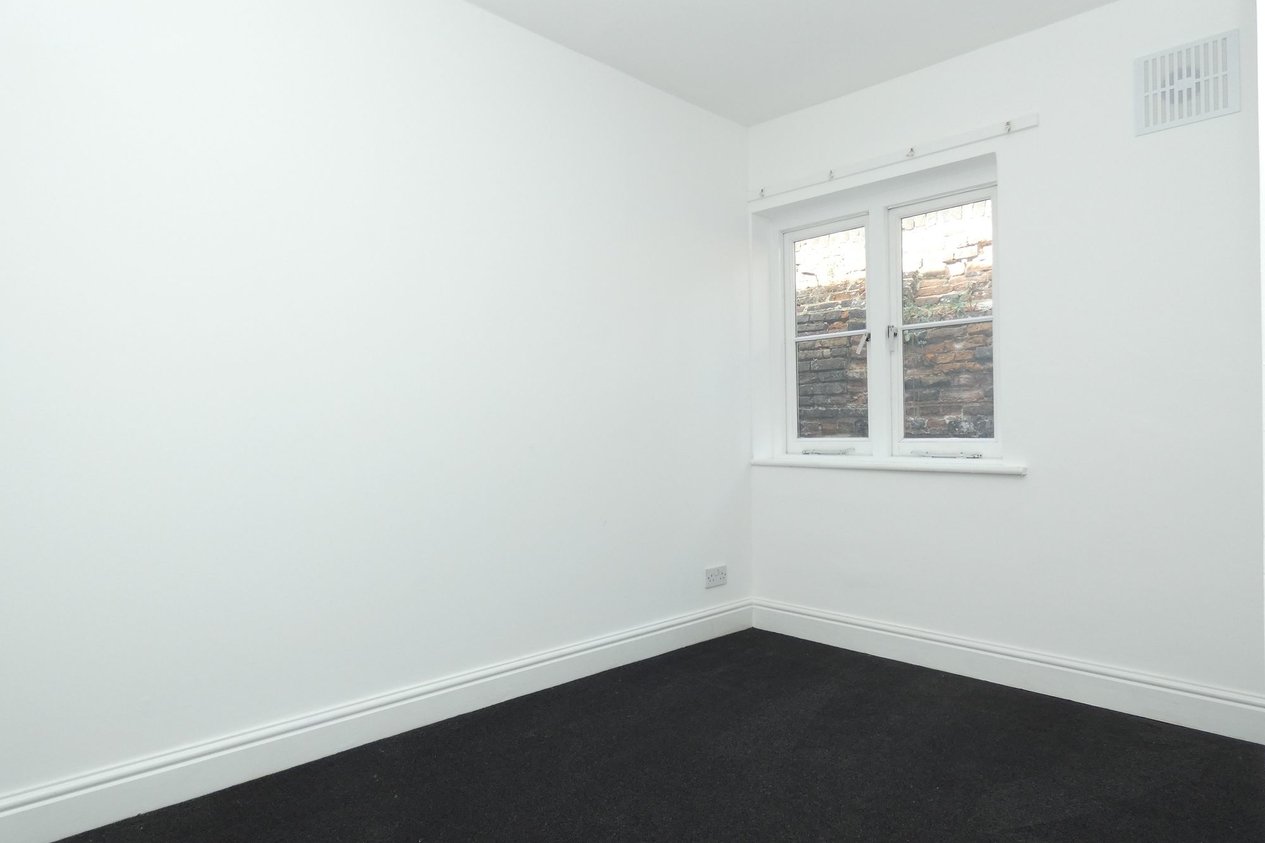 Properties Let Agreed in Burgate  Canterbury