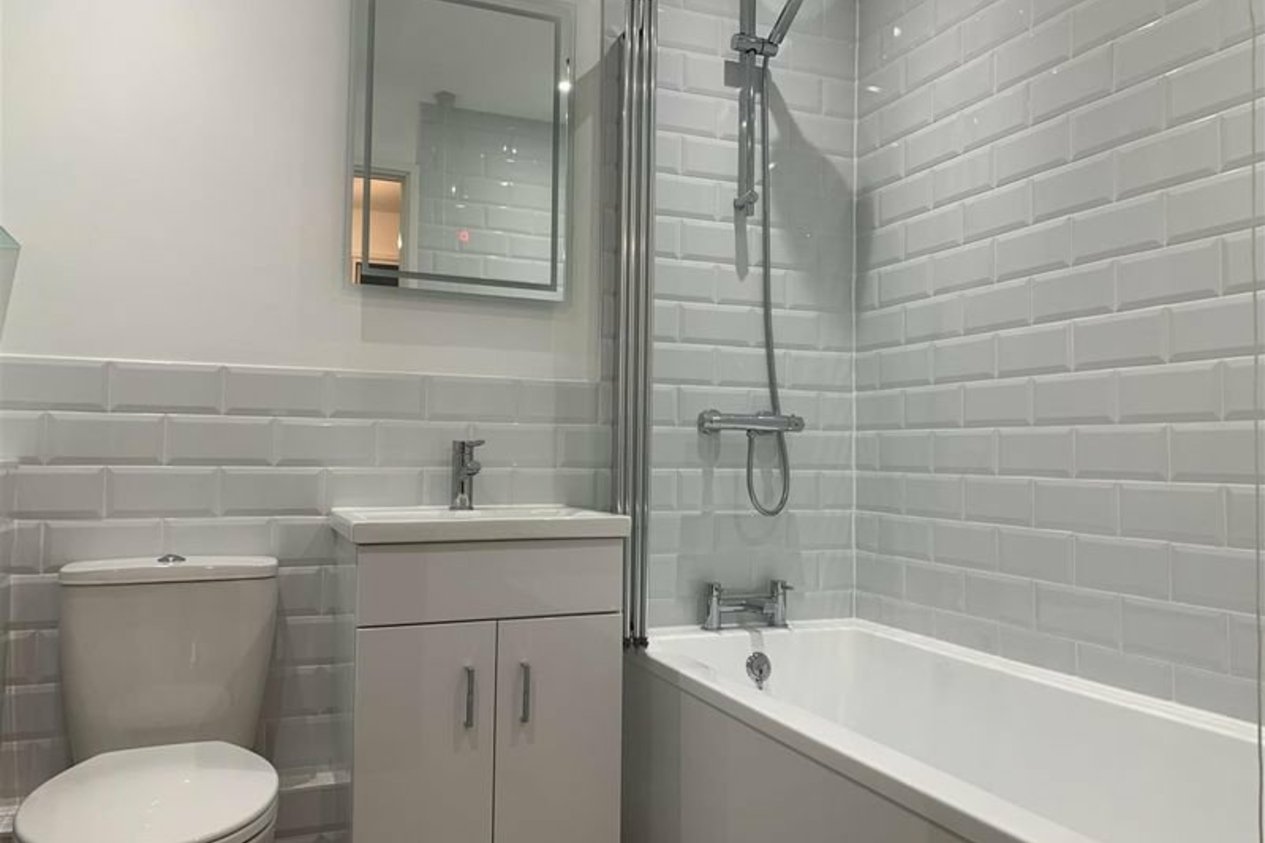 Properties Under Offer in Burgess Close Minster