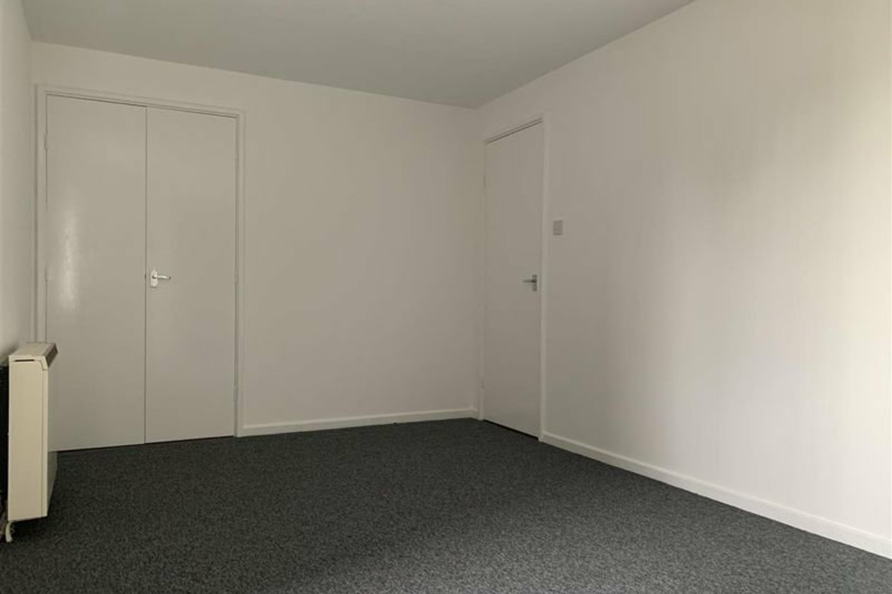 Properties Under Offer in Burgess Close Minster