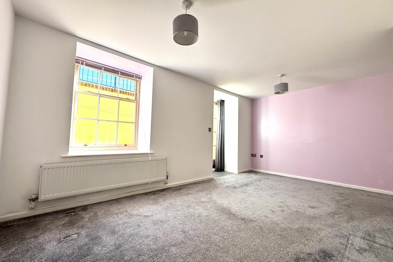 Properties Let in Canterbury Road 