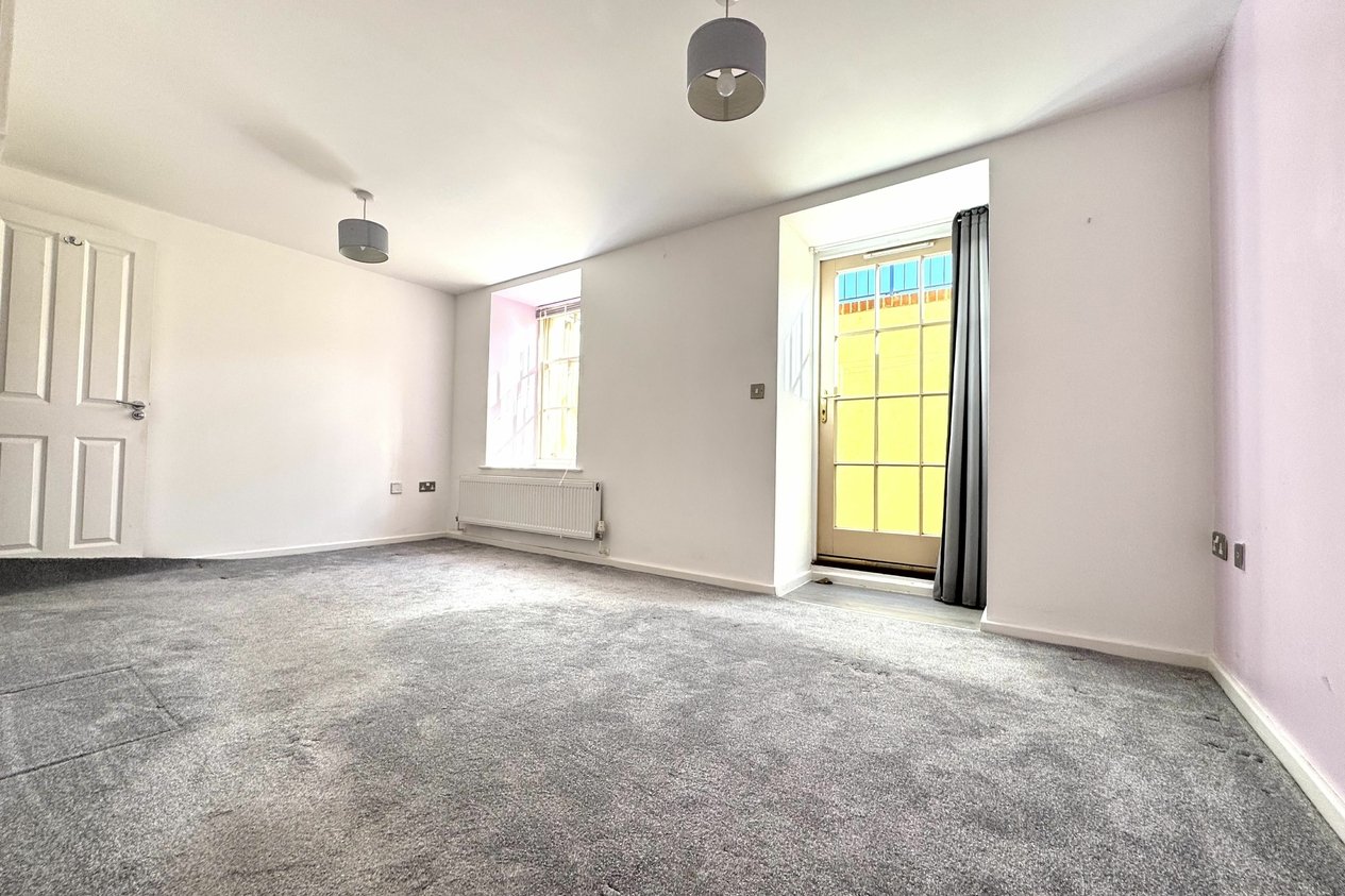 Properties Let in Canterbury Road 