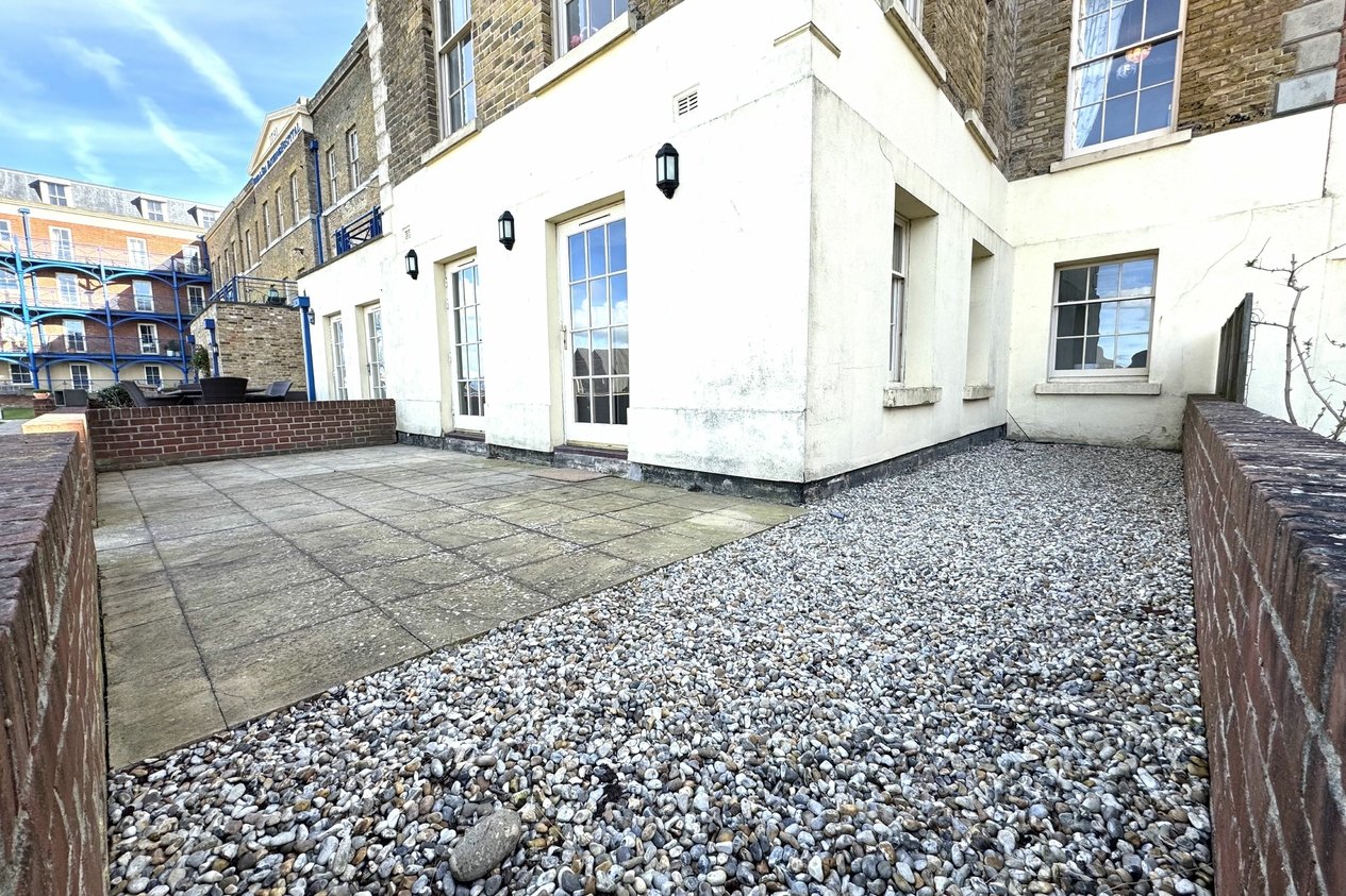 Properties Let in Canterbury Road 