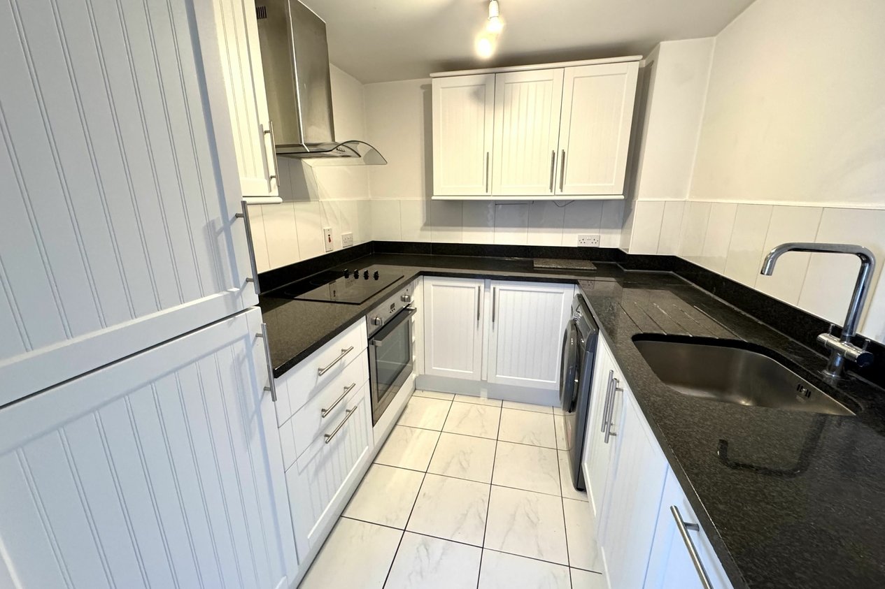 Properties Let in Canterbury Road 