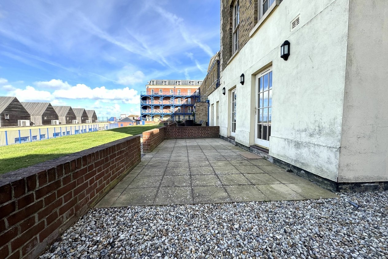 Properties Let in Canterbury Road 