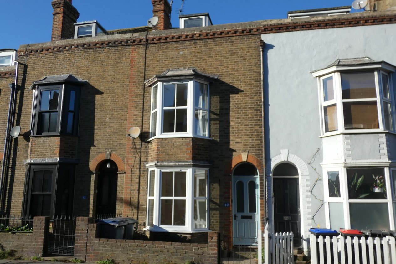Properties Let Agreed in Canterbury Road  Whitstable