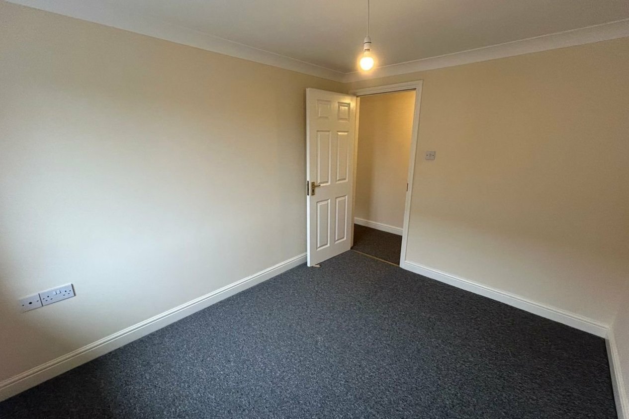 Properties Under Offer in Caroline Court 22-24 Station Road