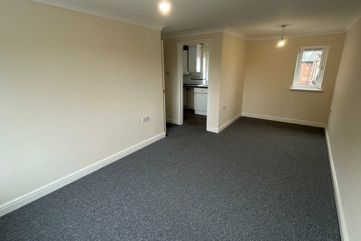 Properties Under Offer in Caroline Court 22-24 Station Road