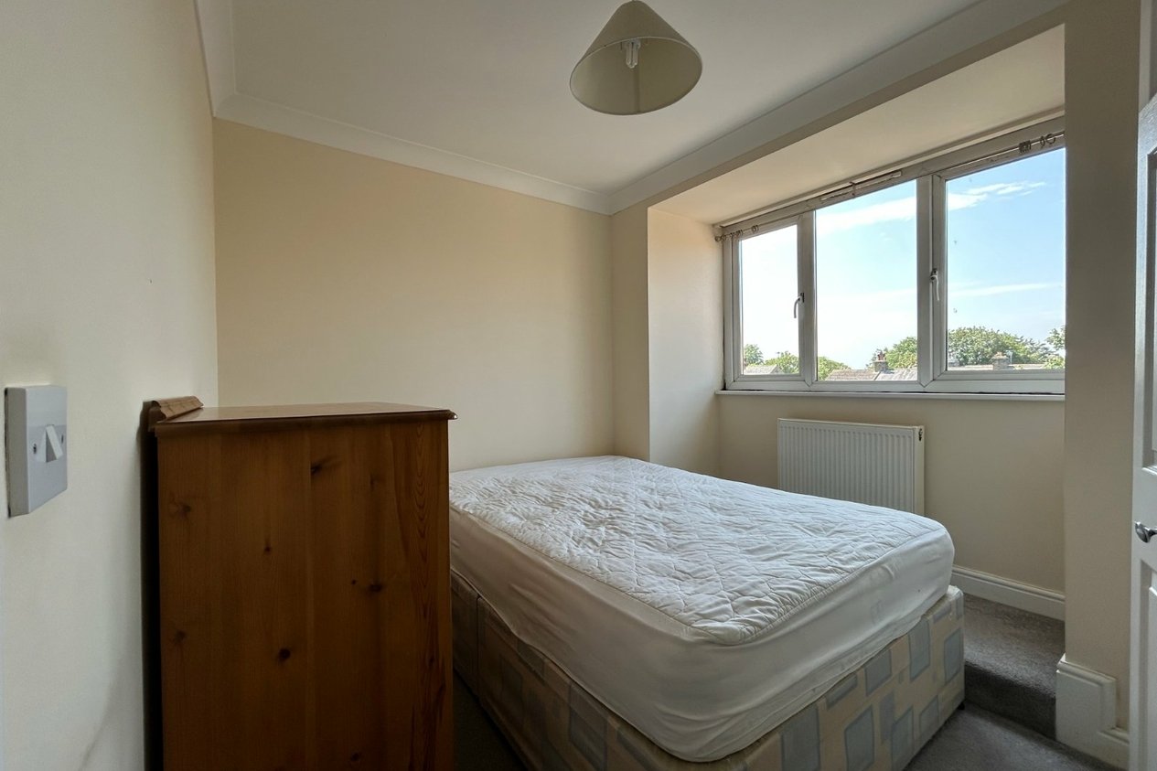 Properties Let in Caroline Court 22-24 Station Road
