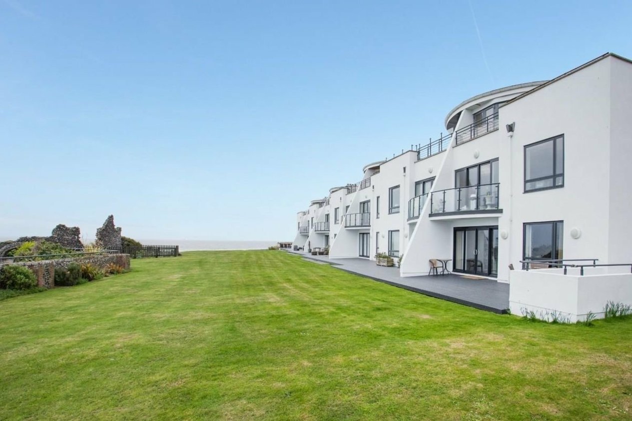 Properties To Let in Castle View Joss Gap Road