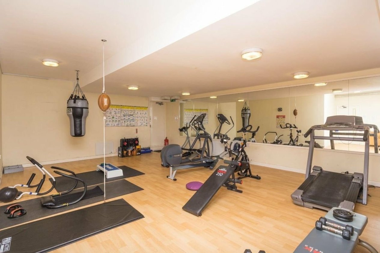 Properties To Let in Castle View Joss Gap Road