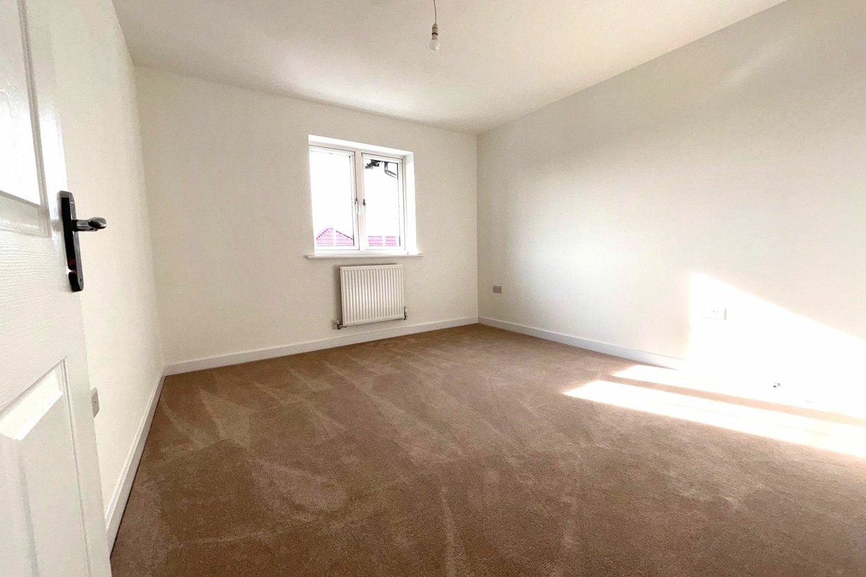 Properties To Let in Central Boulevard  Aylesham