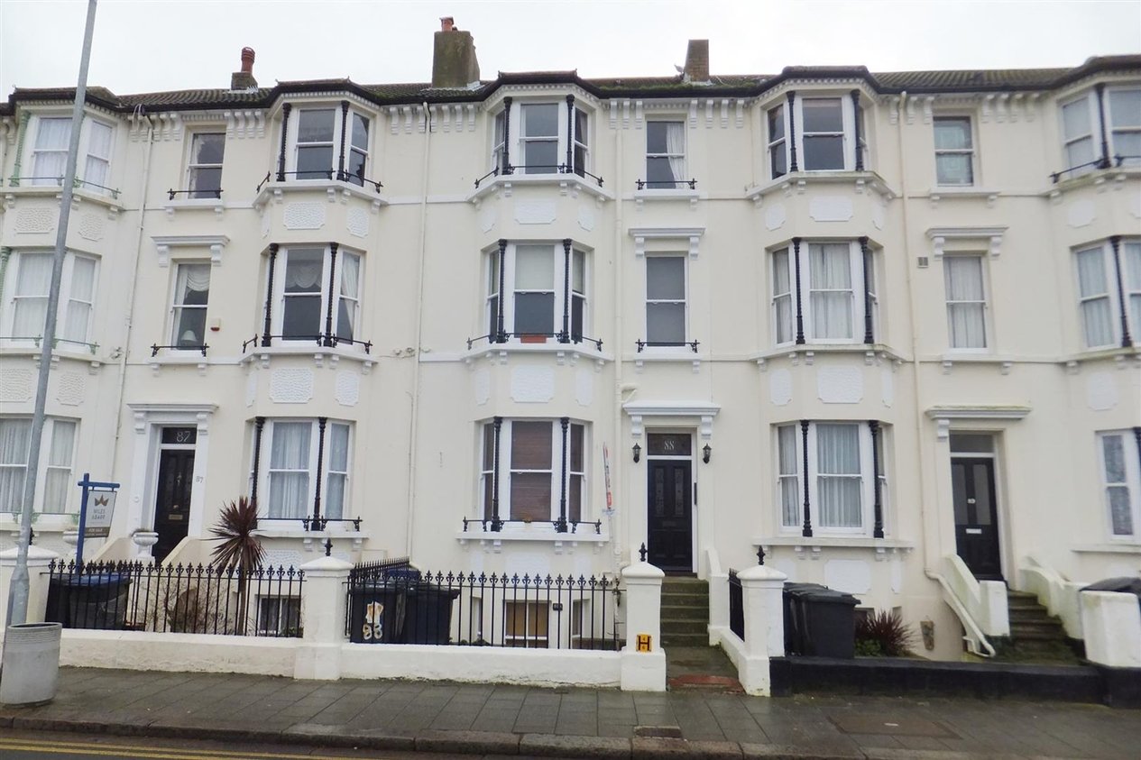 Properties Let Agreed in Flat 1  88 Central Parade