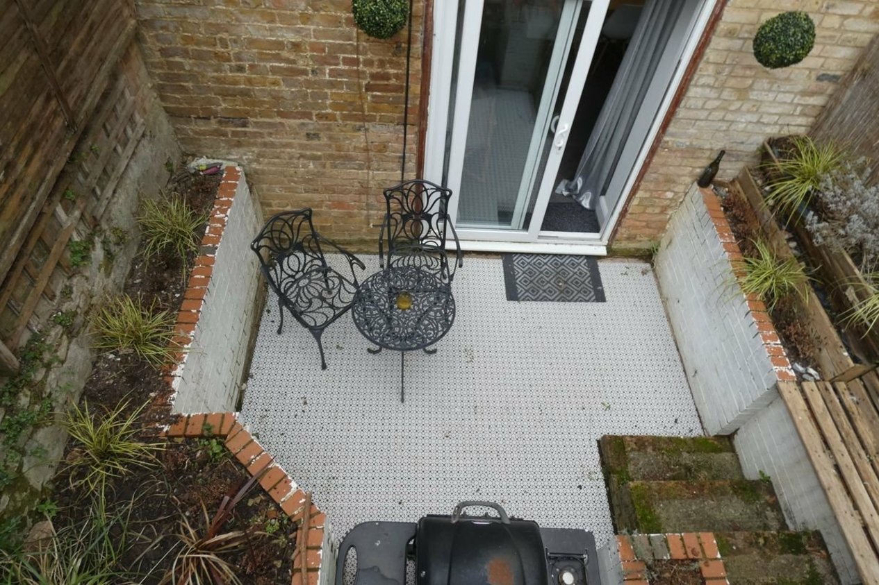Properties To Let in Central Parade Herne Bay