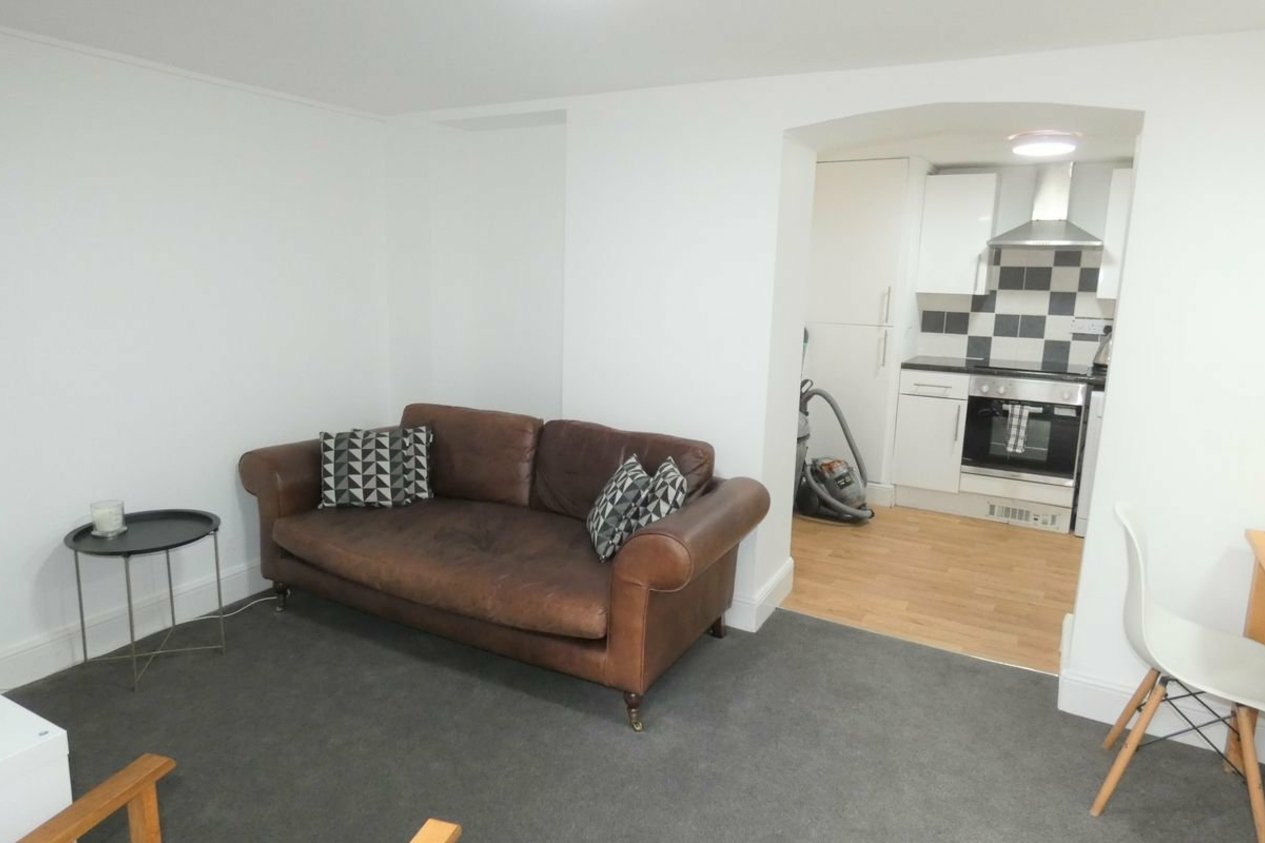 Properties To Let in Central Parade Herne Bay