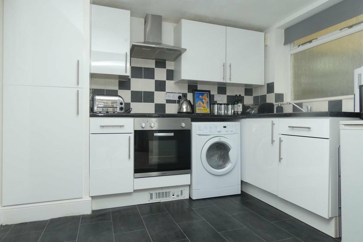 Properties To Let in Central Parade Herne Bay