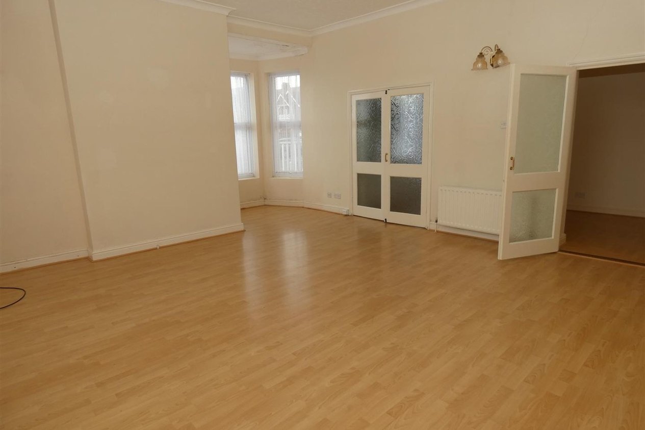 Properties Let Agreed in Central Parade  Sunny Mead Court