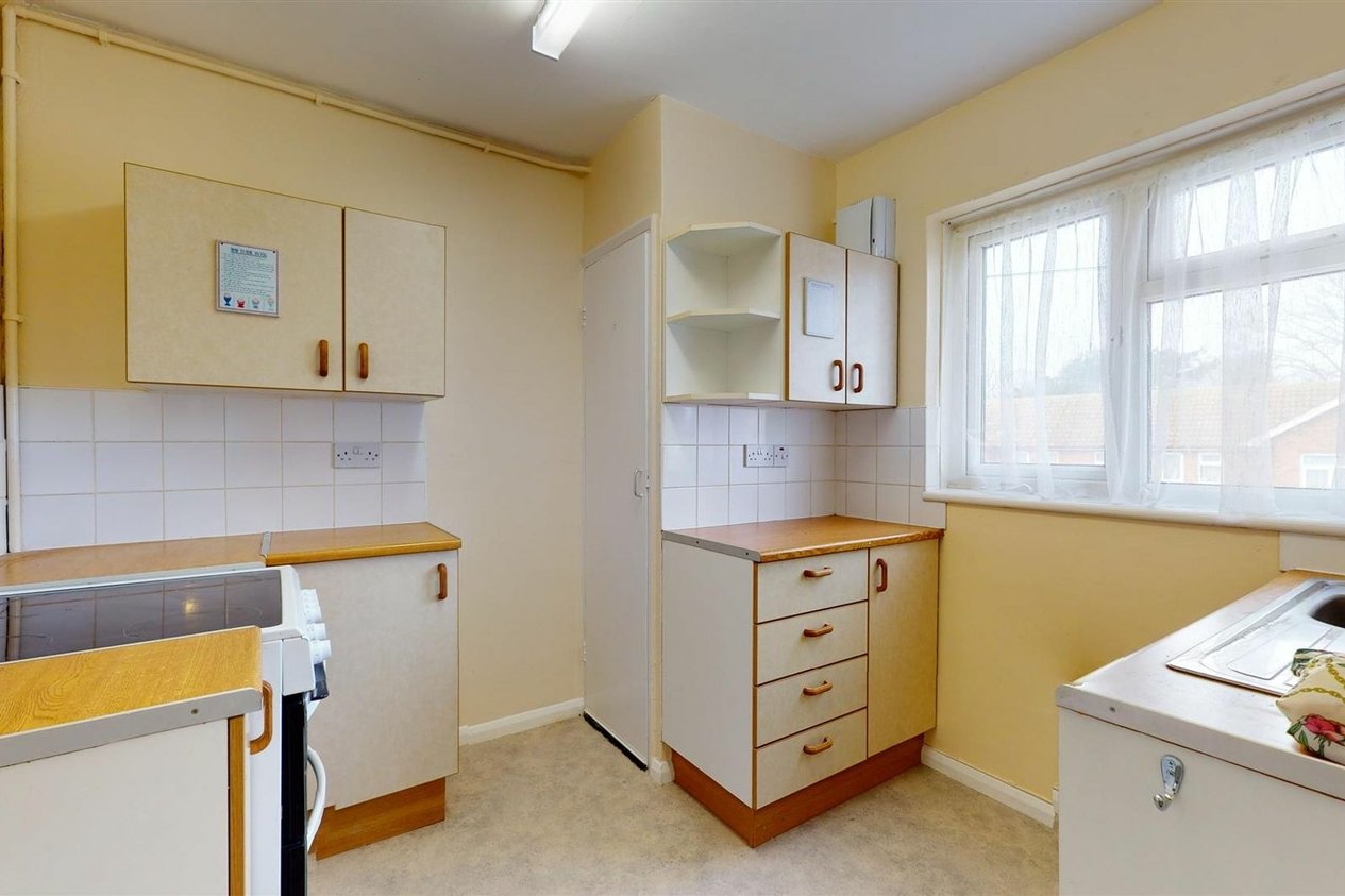 Properties To Let in Charing Crescent  Westgate-On-Sea