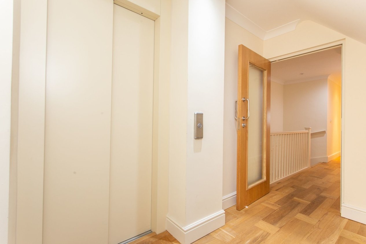 Properties To Let in Charles Street  Herne Court