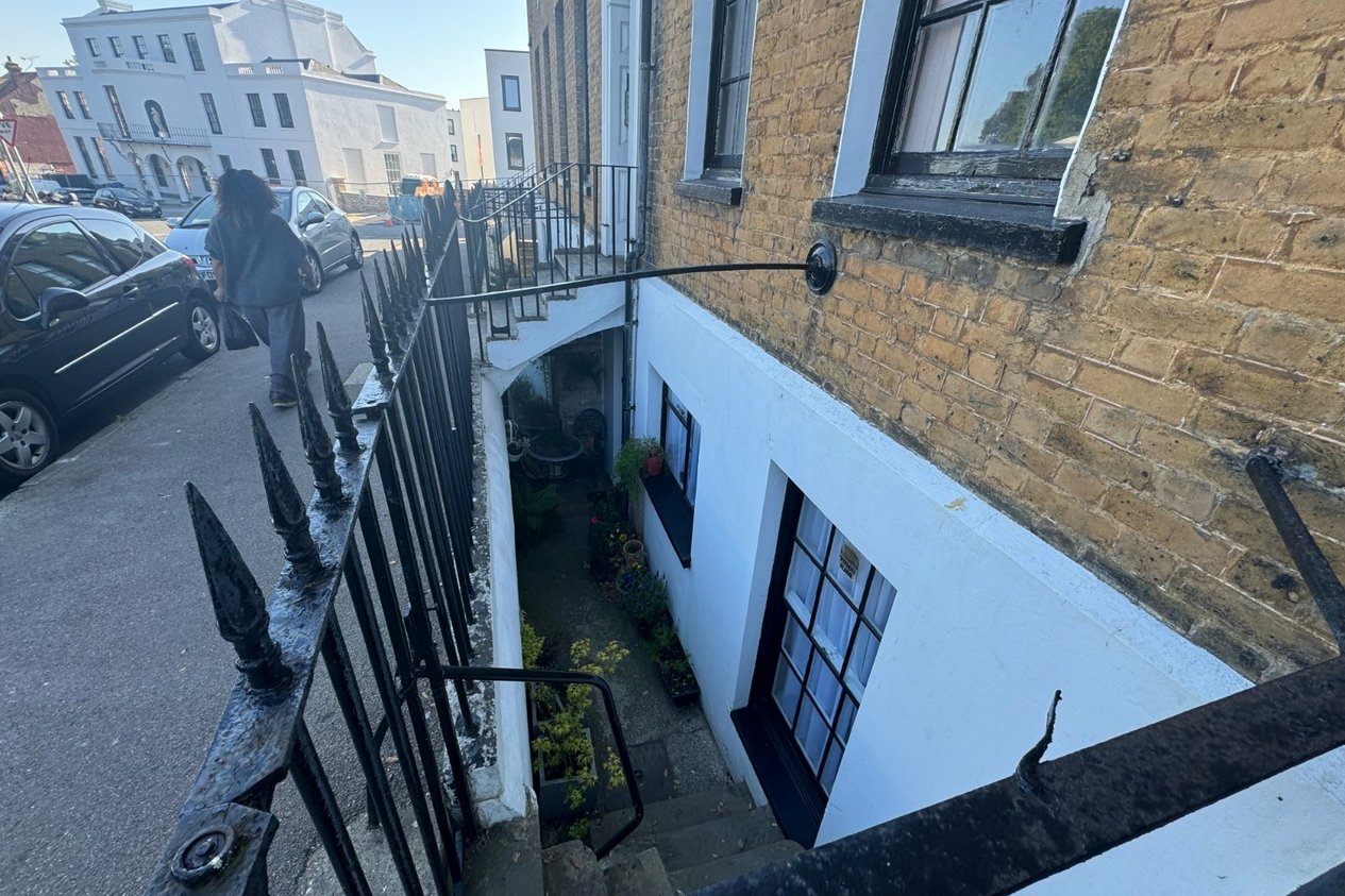 Properties To Let in Chatham Place Ramsgate