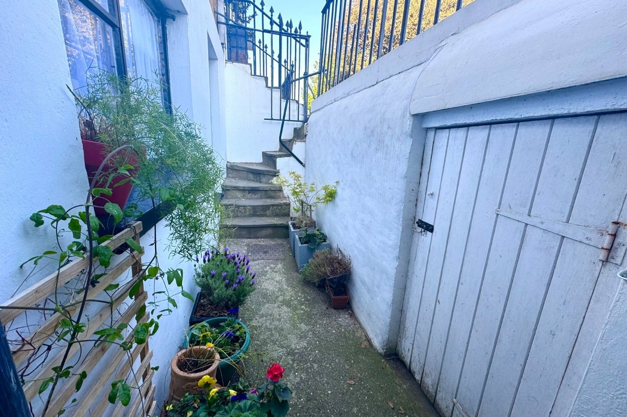Properties To Let in Chatham Place Ramsgate