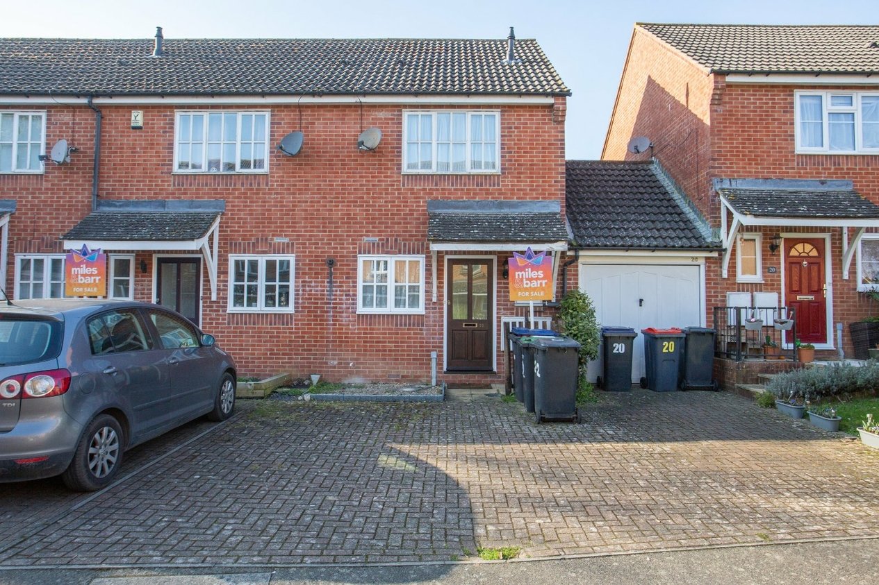 Properties Let in Chineham Way Canterbury