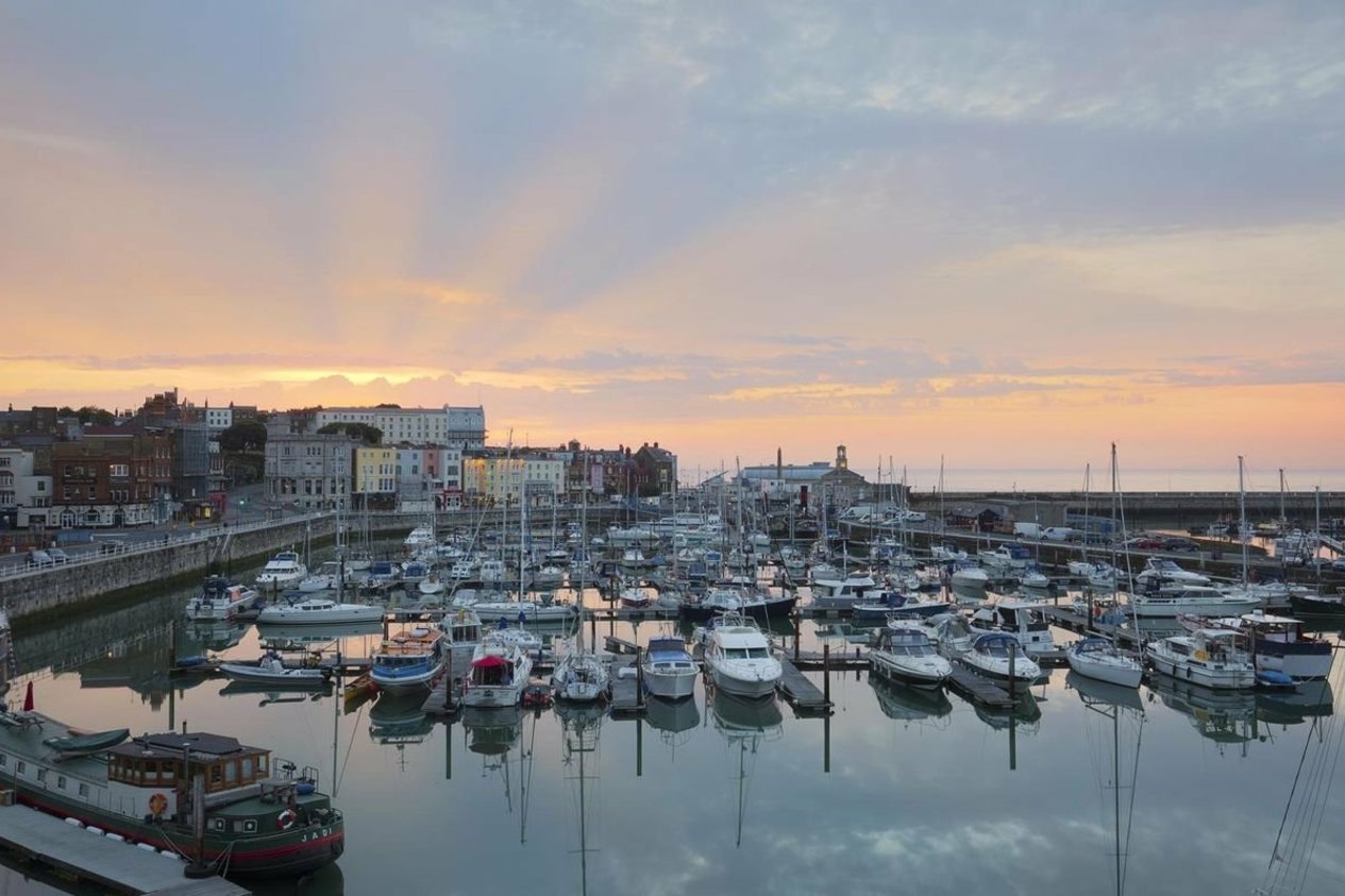 Properties Under Offer in Church Road Ramsgate