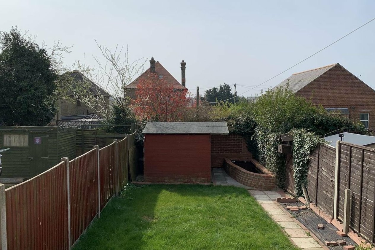 Properties Under Offer in Clements Road Ramsgate