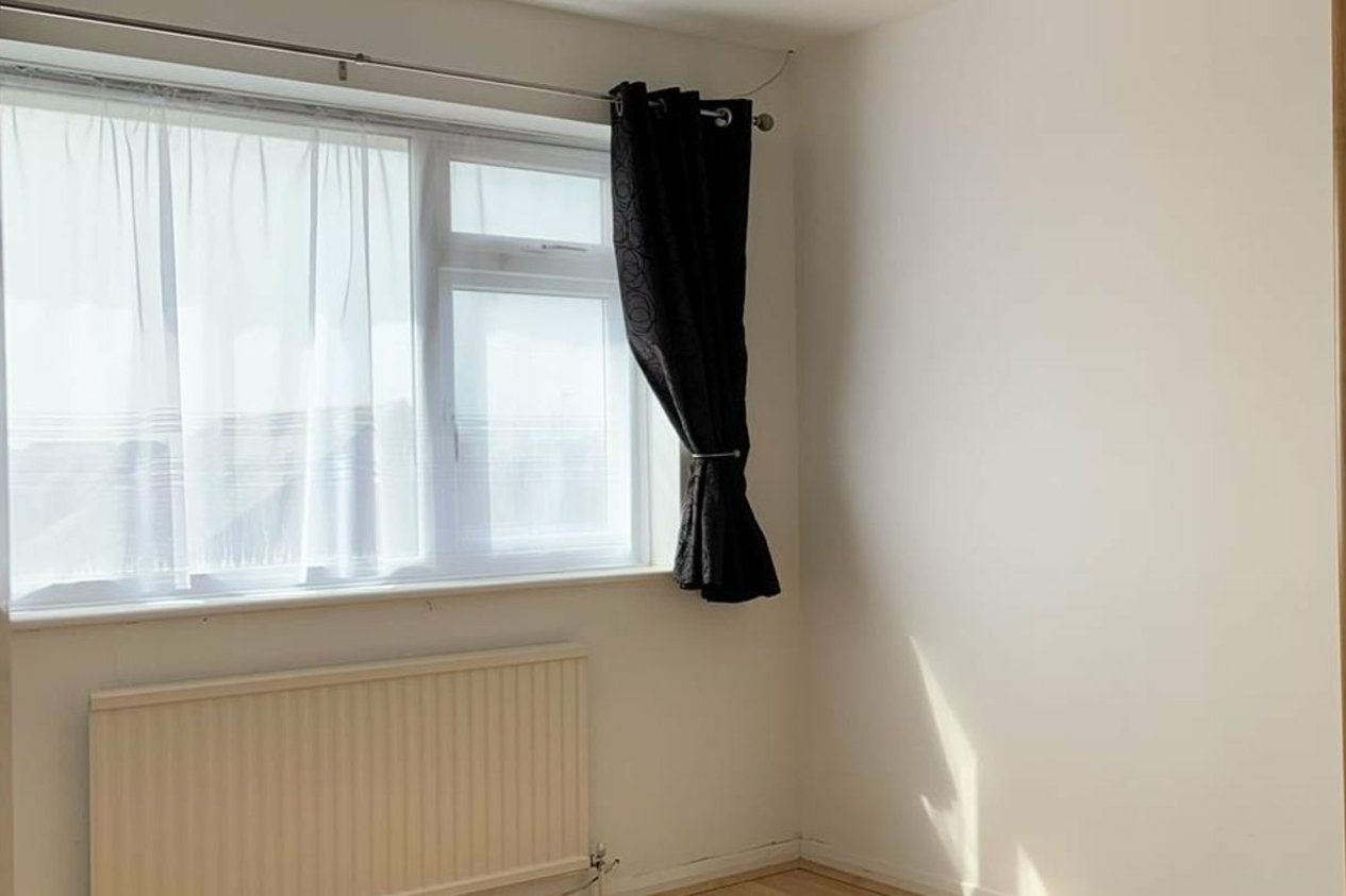 Properties Under Offer in Clements Road Ramsgate