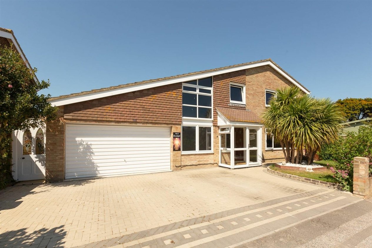 Properties To Let in Cliff Field  Westgate-On-Sea